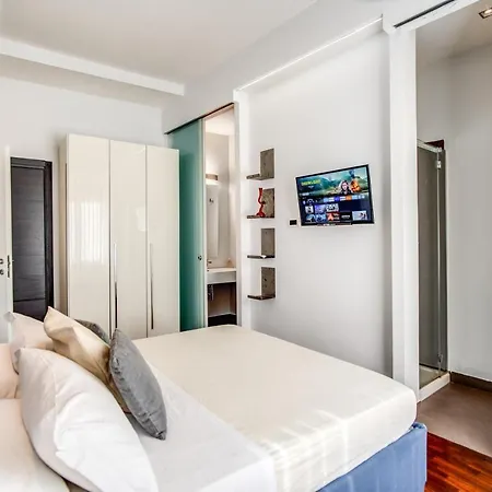 Pgrhome Riverside Apartmán