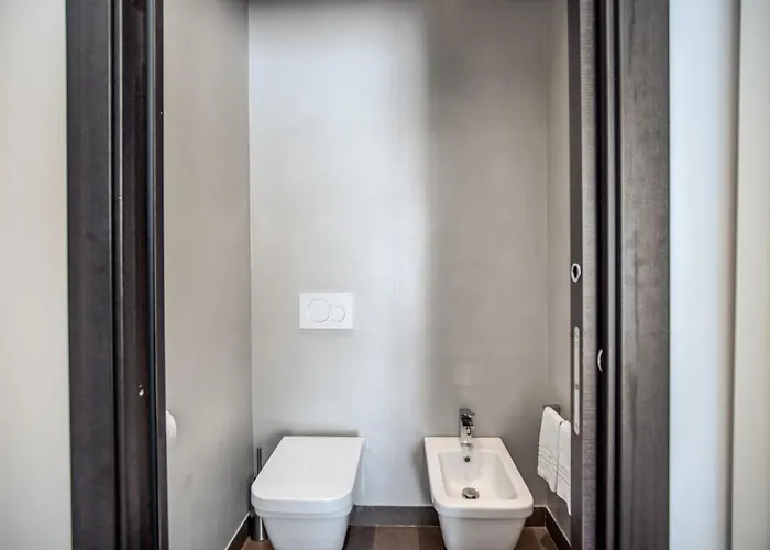 Pgrhome Riverside Apartment Rom