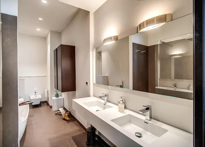 Apartment Pgrhome Riverside Rom