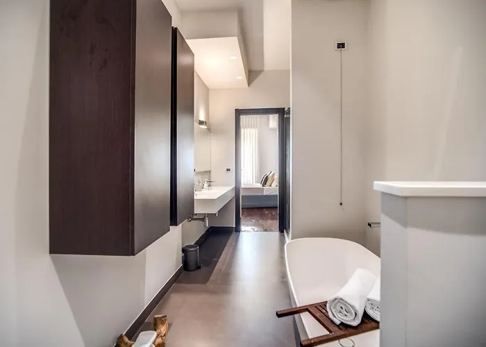 Pgrhome Riverside Apartment