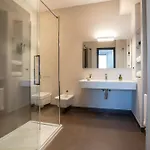 Pgrhome Riverside *
